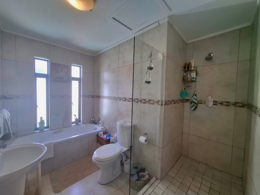 2 Bedroom Property for Sale in Nahoon Valley Park Eastern Cape